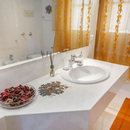 Fuer 4 Personen Ca 70 Qm In Cefalu, Sizilien Nordkueste Von Sizilien - B59956 Apartment Cefalu