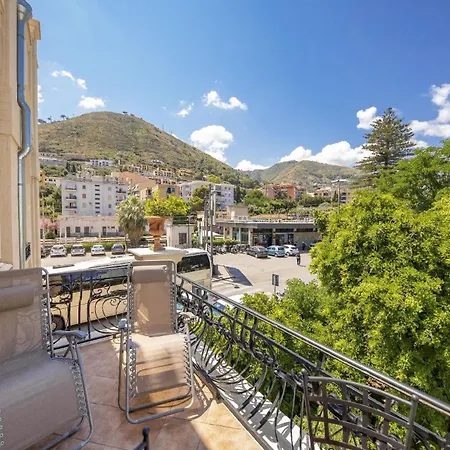 Fuer 4 Personen Ca 70 Qm In Cefalu, Sizilien Nordkueste Von Sizilien - B59956